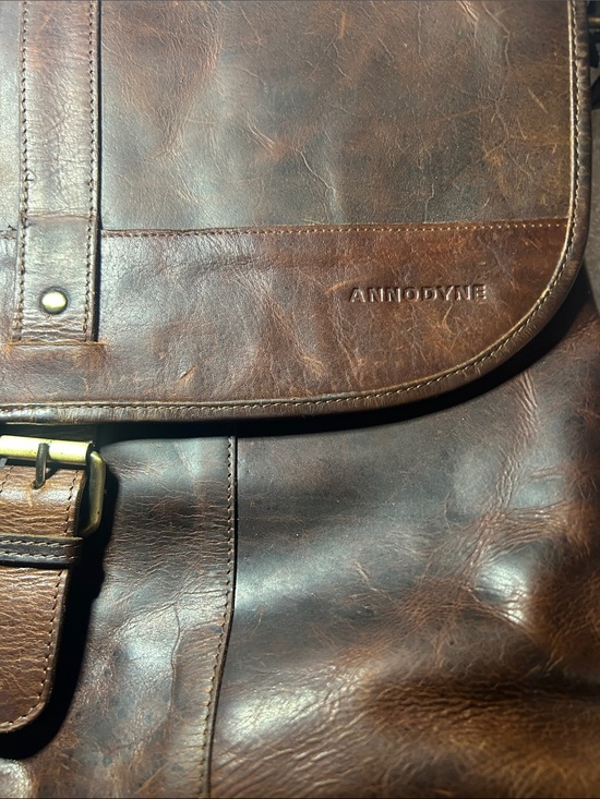 Other - Men's Brown Leather Messenger Bag